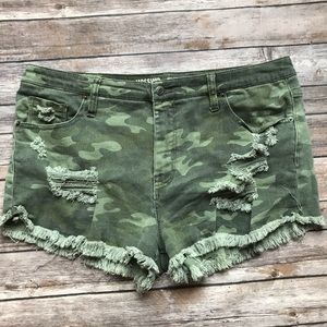 Mossimo camo ripped jean shorts